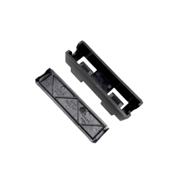 Set de Soporte / Conector de Unión del Cable de Apertura de Capó - VW Amarok / Polo 6R / Vento - OEM 5N0823411A + 6R0823347 (Juego de Carcasa y Tapa)