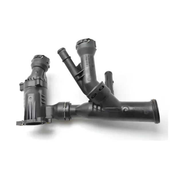 11 Caja / Carcasa de Termostato de Refrigeración GENUINO - VW Passat B8 (2.0 TDI EA288) - OEM 04L121111